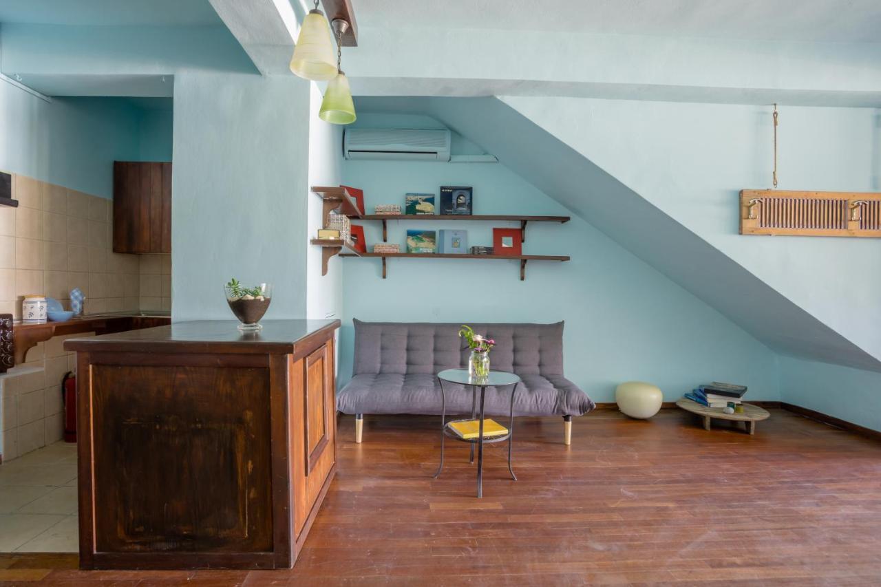 Out Of The Blue Apartment Nydri  Extérieur photo